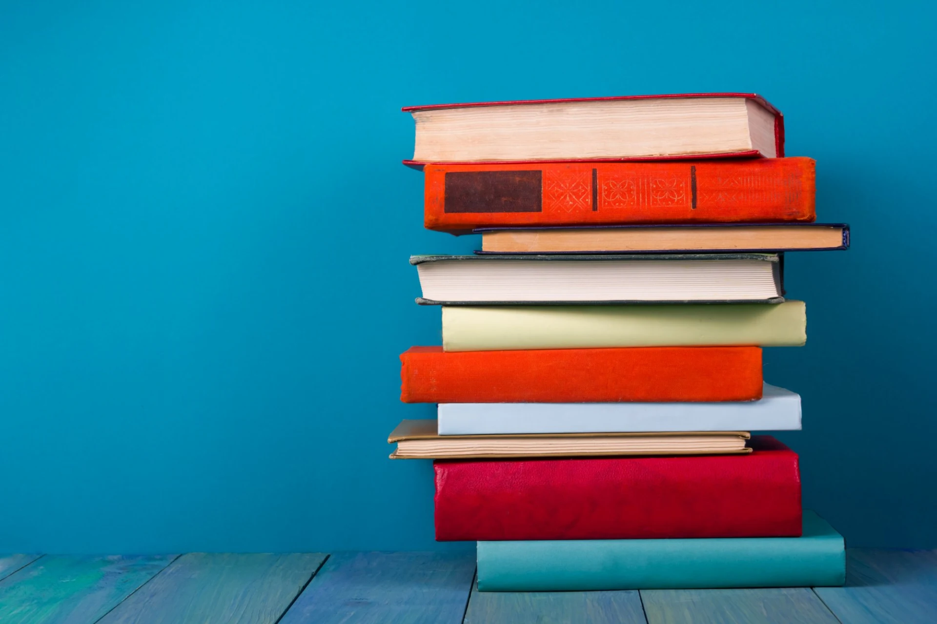 Read This List of Books to Succeed in Business and Life
